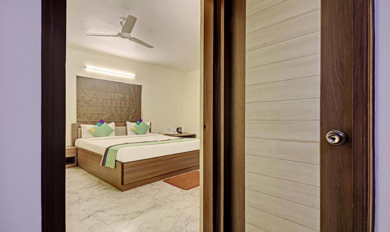 Treebo Sreemaa Newtown Hotel Panchuria ภายนอก รูปภาพ