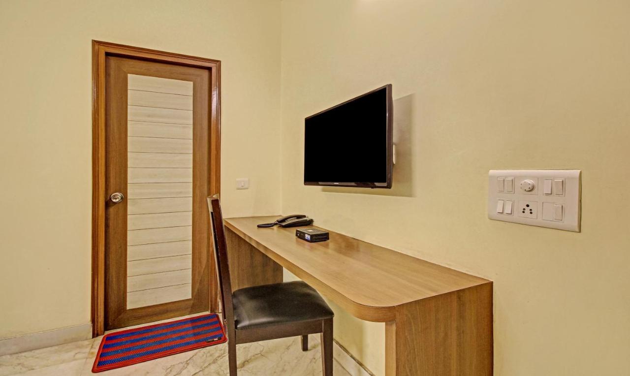 Treebo Sreemaa Newtown Hotel Panchuria ภายนอก รูปภาพ